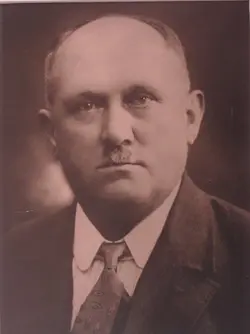 Porträtfoto Hans Bauer