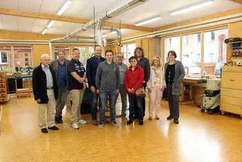Erste Bürgermeisterin Birgit Huber und Stadtrat zum Firmenbesuch in der Orgelwerkstatt Friedrich
