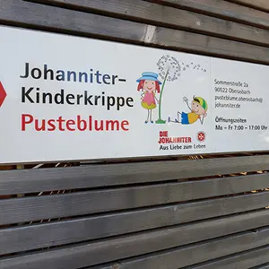 Johanniter Kinderkrippe Pusteblume Krippenschild