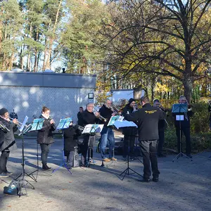 Der Posaunenchor spielt