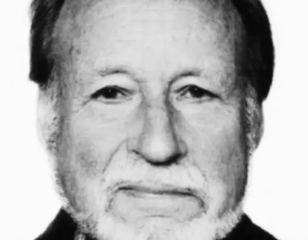 Portrait eines älteren Herrn mit weißem Vollbart 