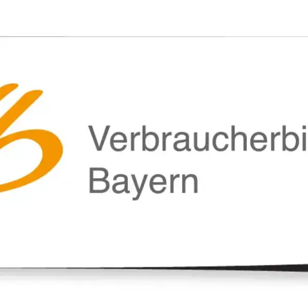 gelbes kleines v und b, daneben der Text "Verbraucherbildung Bayern"