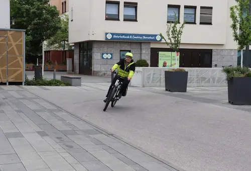 Huber auf dem neuen Dienstrad