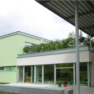 KiGa St. Johannes Eingangsbereich zum Gebäude