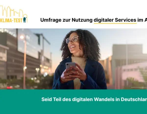 Banner des Nutzerklimatest der UIG e.V.: junge Frau mit Kaffemug in der Hand schaut in eine simulierte digitale Stadt 